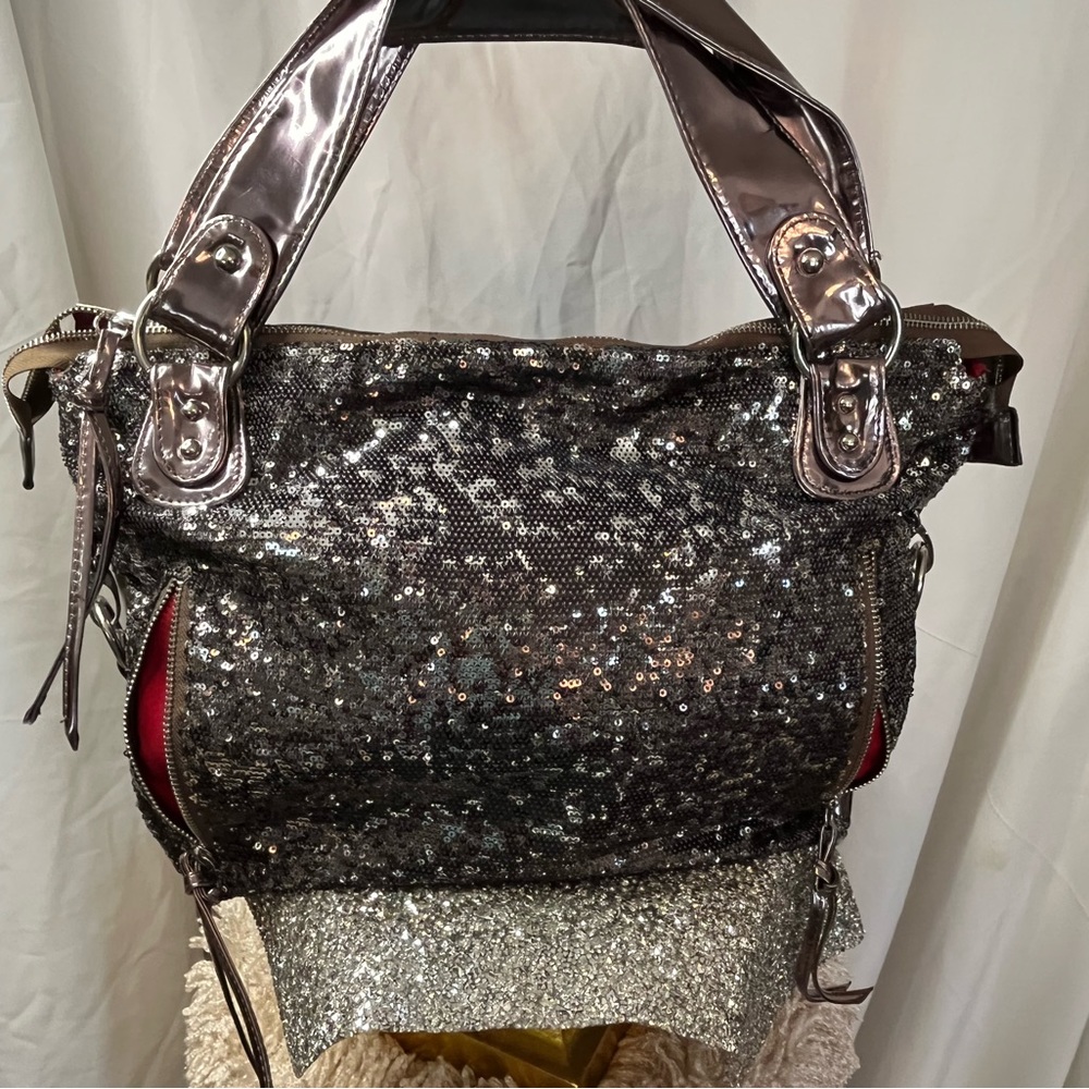 Miss Gustto Handbag - Picture 4 of 11